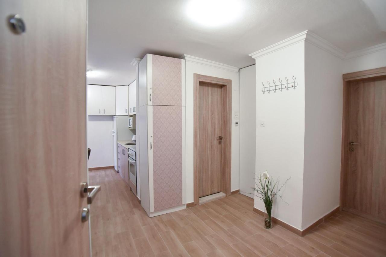 شقة بودفا  في Palm Square 1 Old Town Apt المظهر الخارجي الصورة