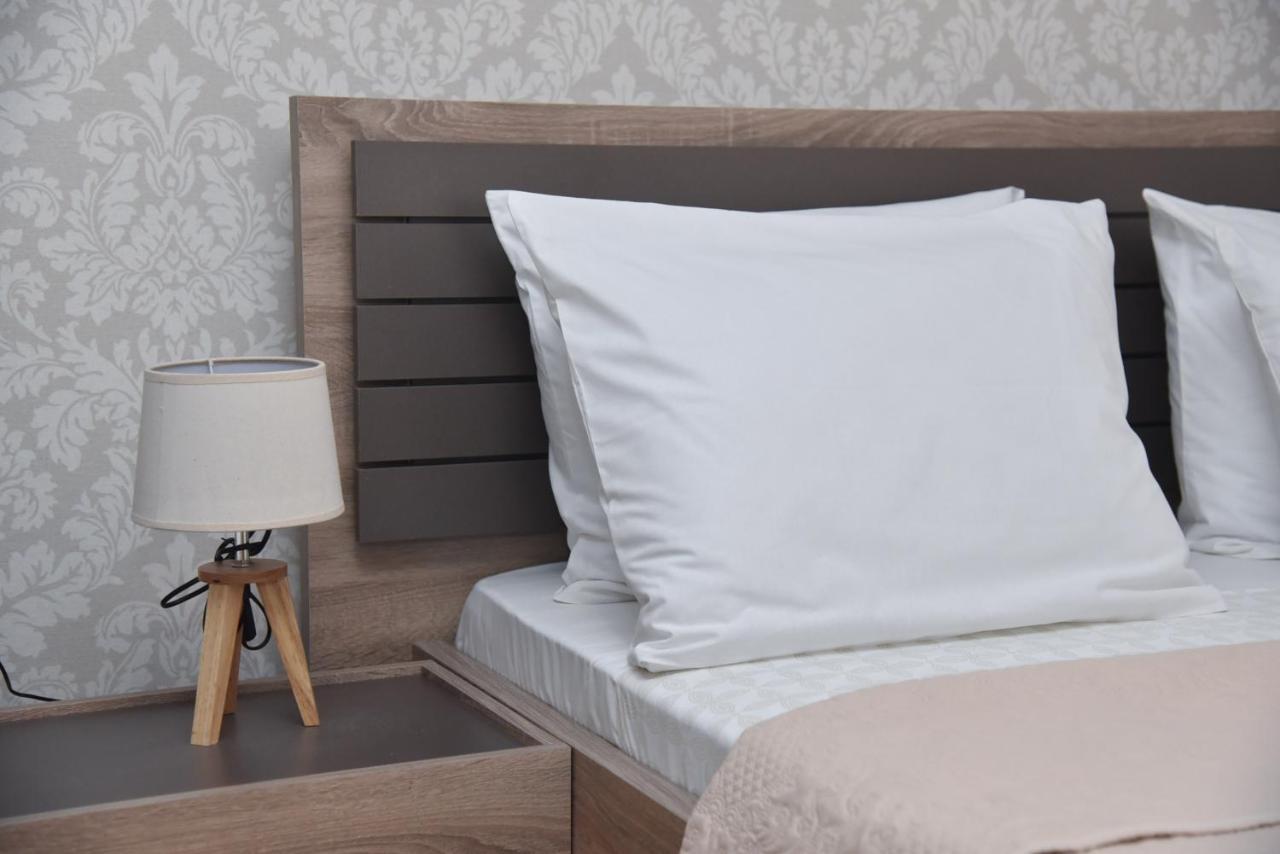 شقة بودفا  في Palm Square 1 Old Town Apt المظهر الخارجي الصورة