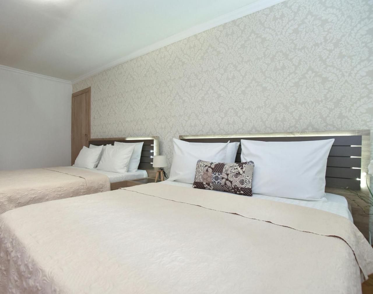 شقة بودفا  في Palm Square 1 Old Town Apt المظهر الخارجي الصورة